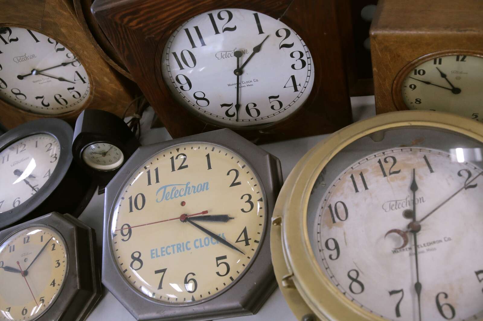Time to wind back the clocks, daylight saving ends Seymour Telegraph
