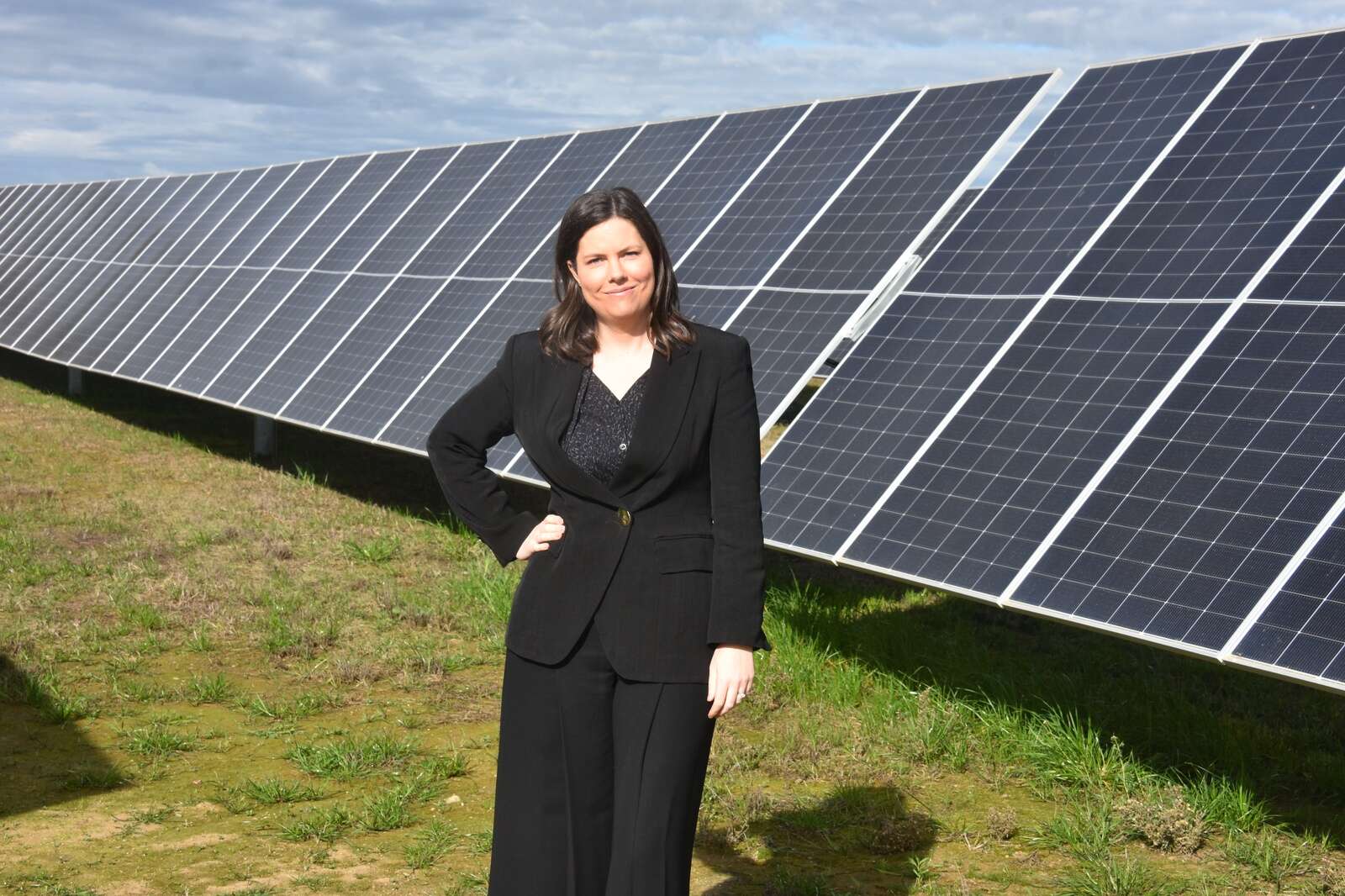 Victoria’s largest solar farm opens just outside Benalla