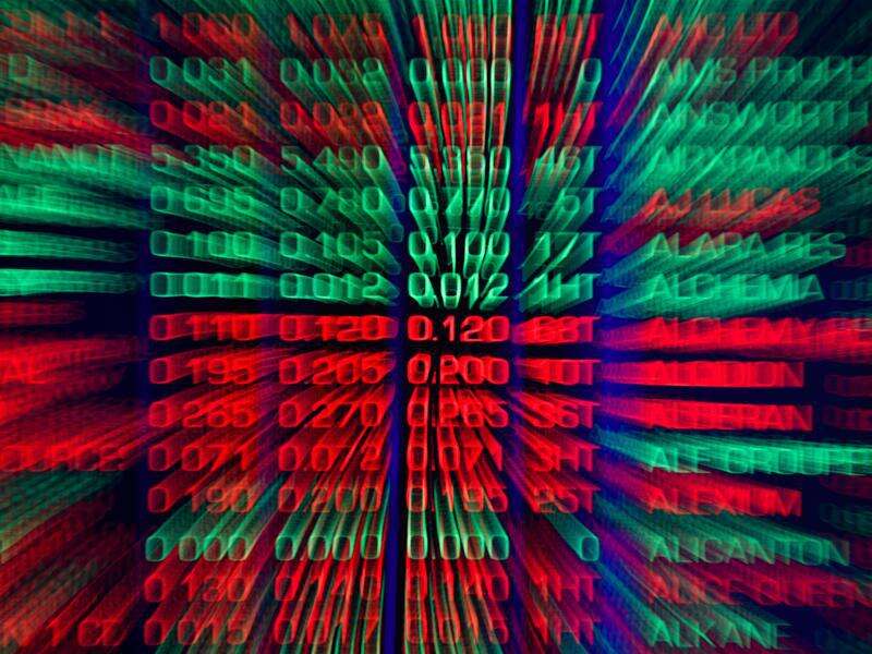 Australian shares fall as investors heed bank warnings