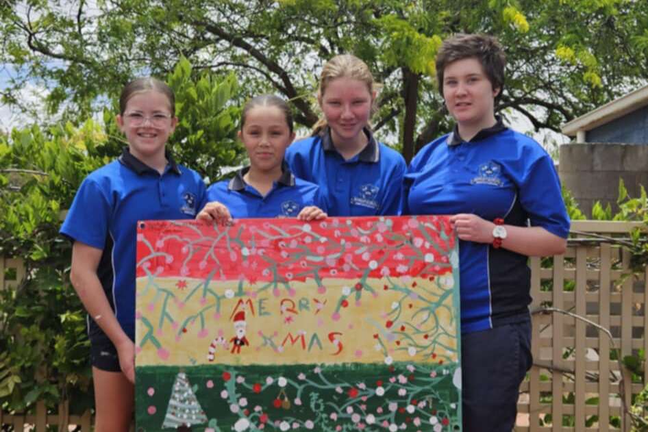 Students' Christmas artwork brightens CBD
