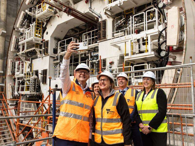 Jobs boom beats expectations but weakness Shepparton News