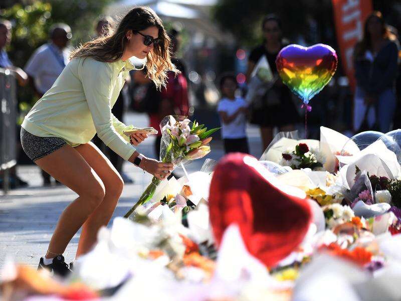 Candlelight vigil to honour Bondi stabbing victims - Vimarsana News