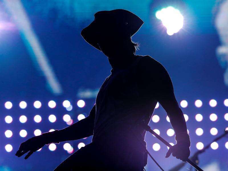 Anthony Kiedis' young lover writes about older partner