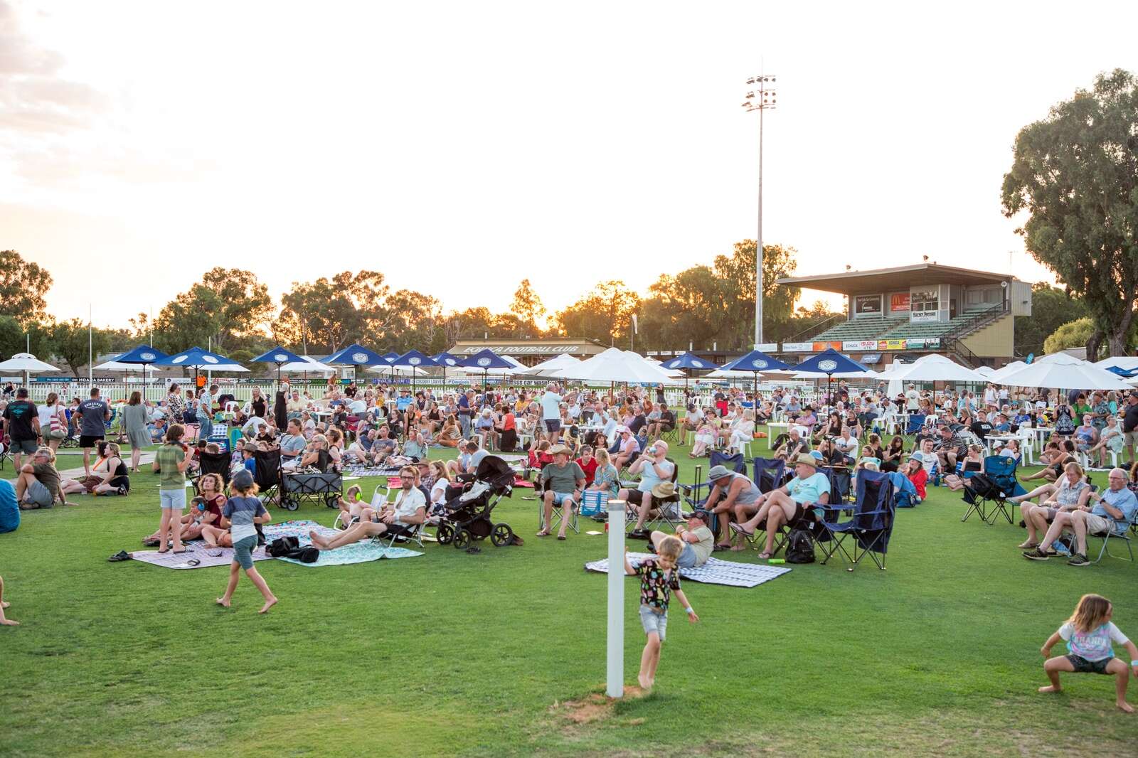 Riverboats Music Festival ends in style | Riverine Herald