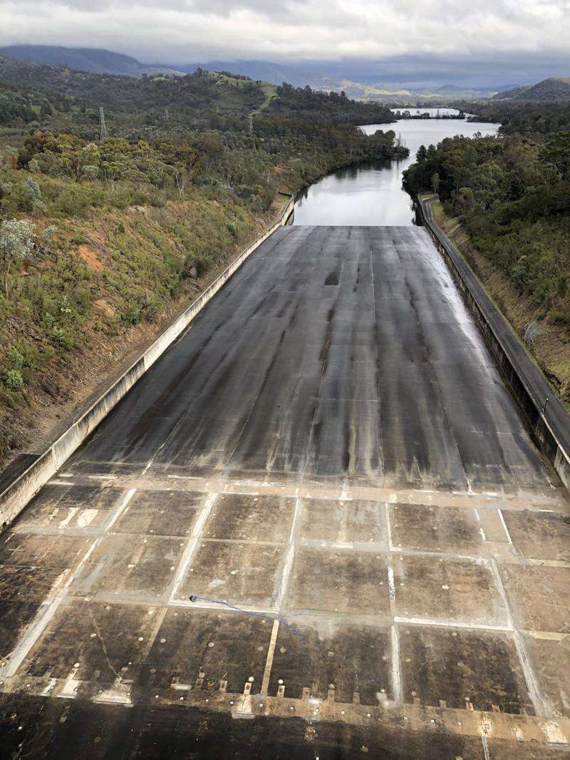 Lake Eildon spillway works complete | Shepparton News