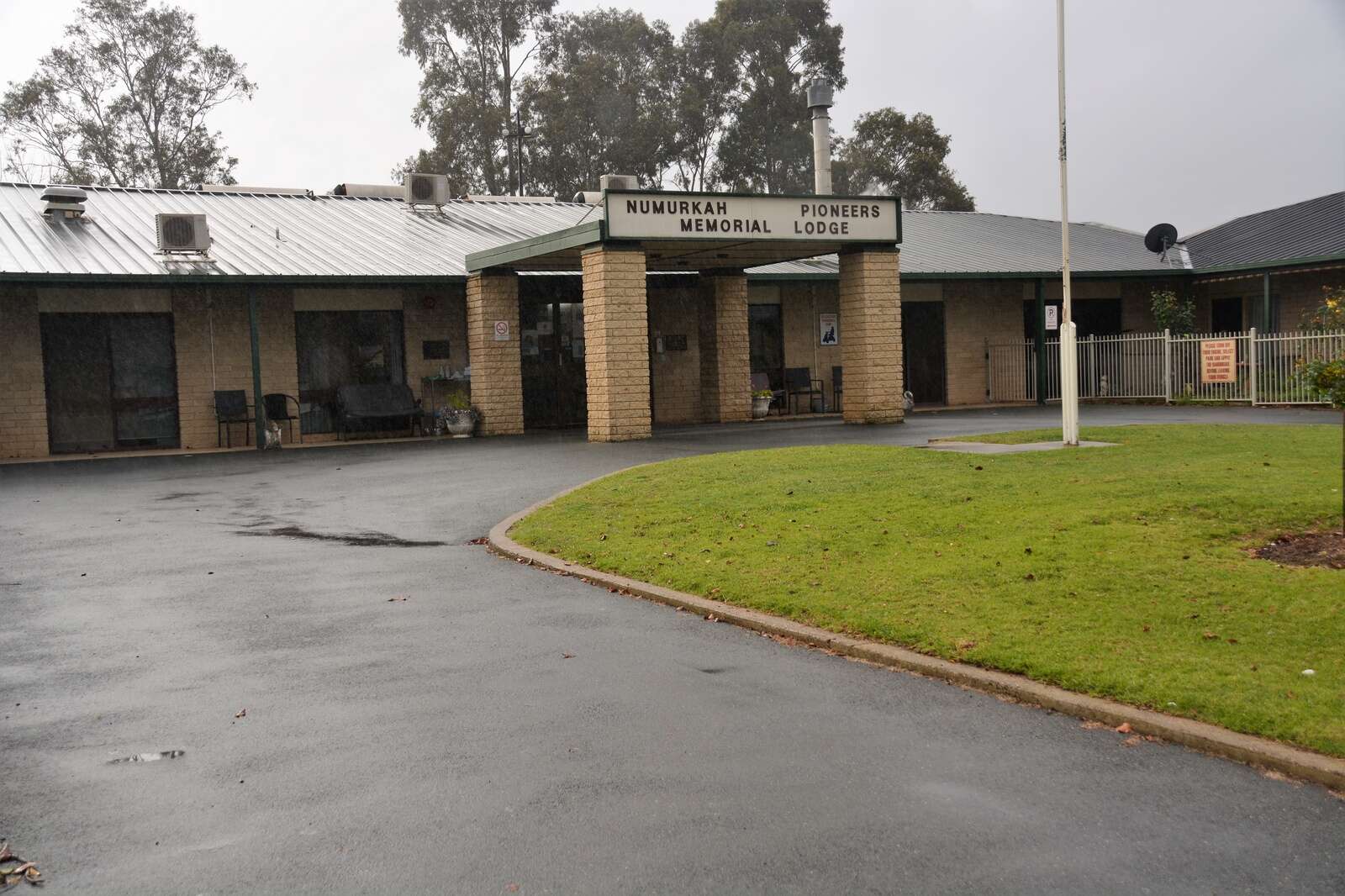 Numurkah community ramps up 20-year campaign for new aged care facility ...