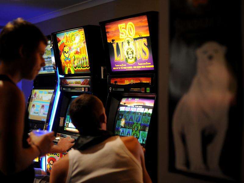 NSW pokies losses reach record $4.3b in six months | Deniliquin ...