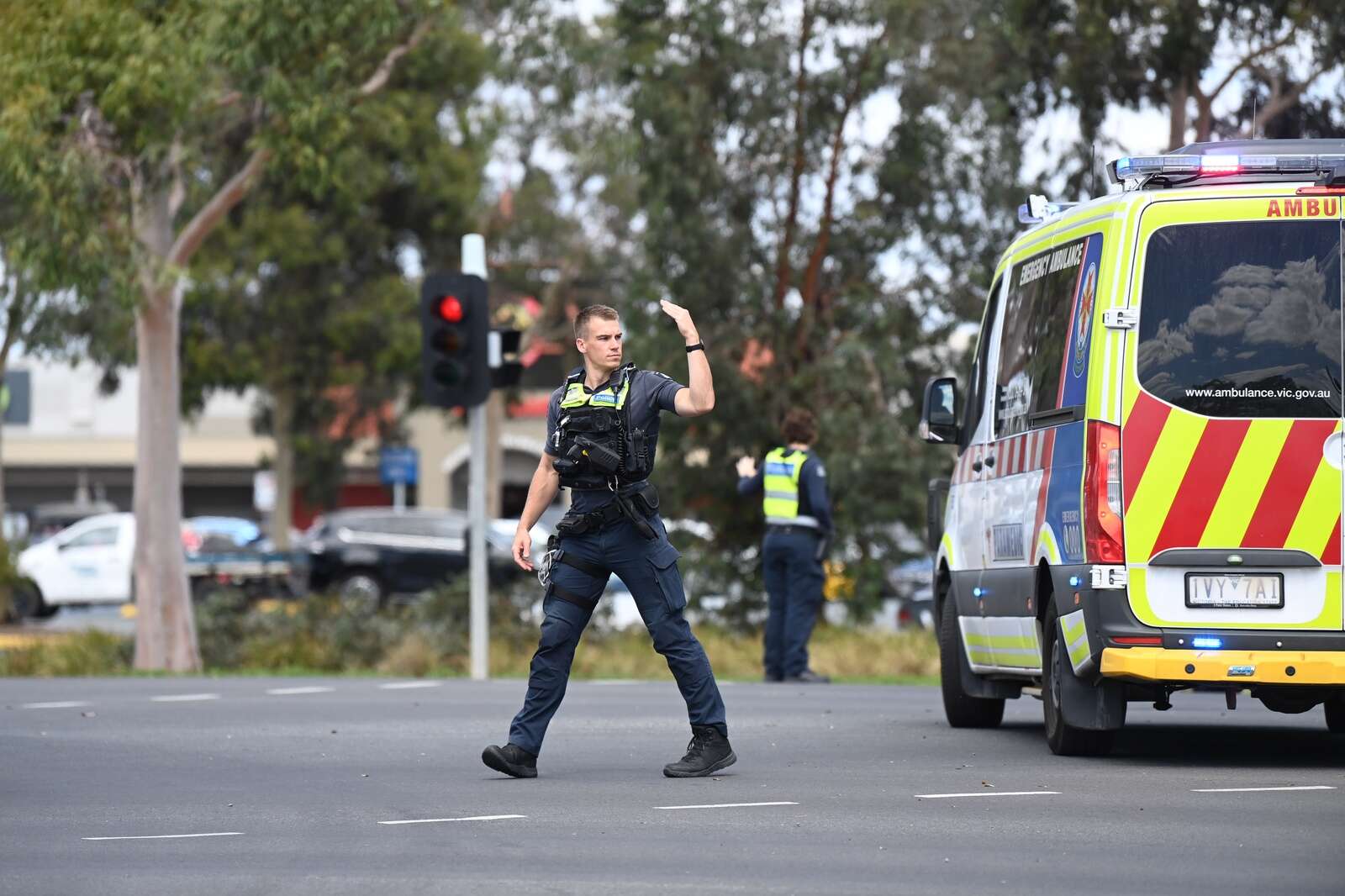 Two taken to hospital after crash | Shepparton News