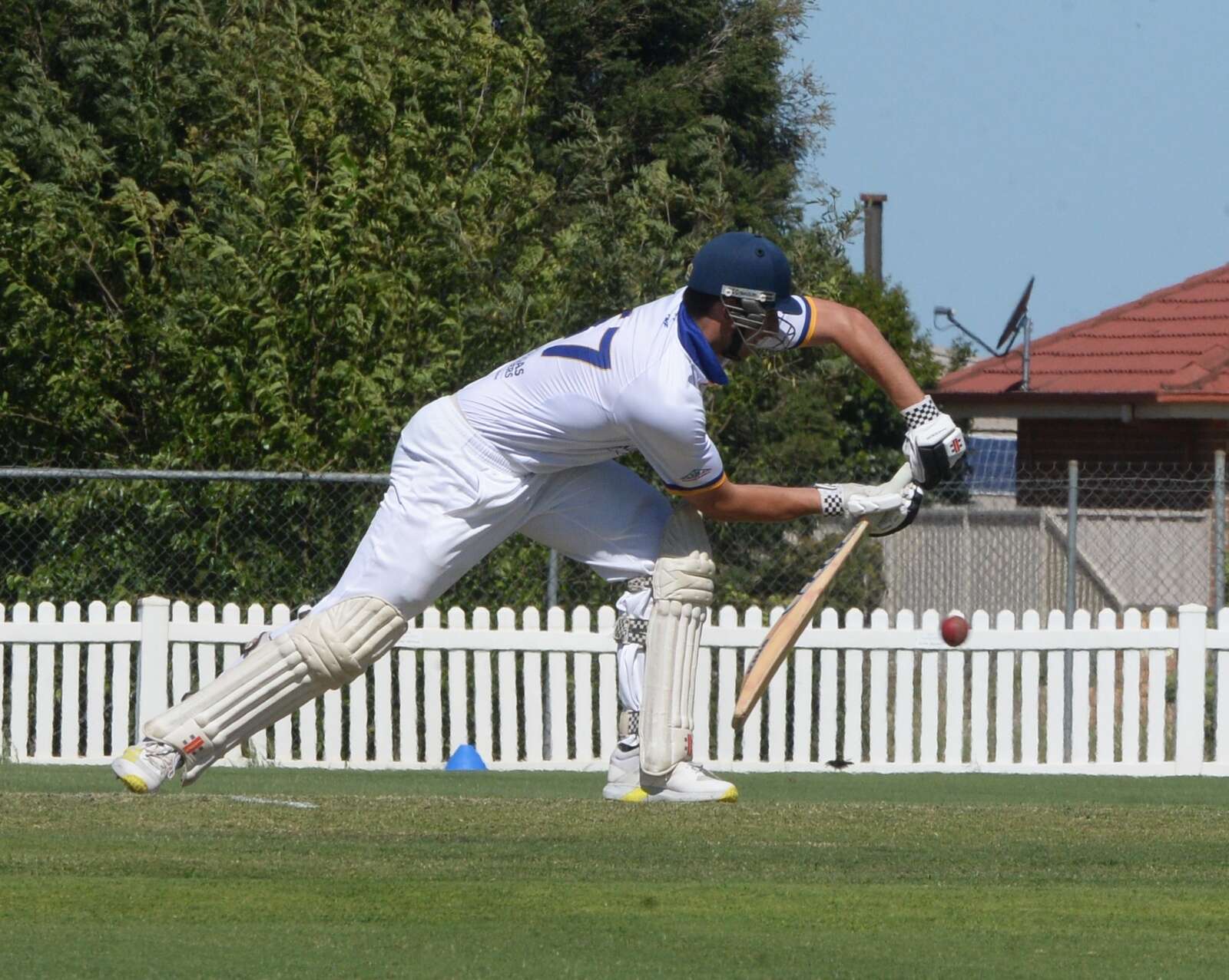 Casey s ton steers Lakers to victory Yarrawonga Chronicle