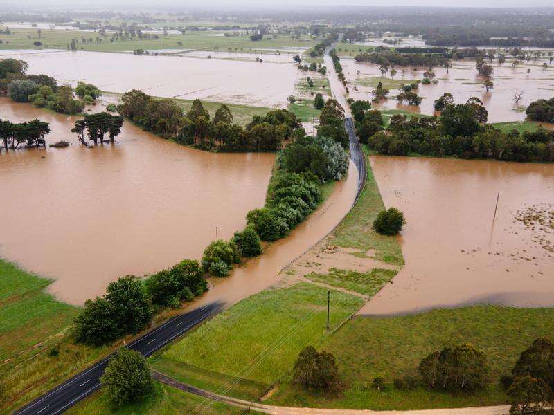 Storms havoc as states brace for more wild weather | Kyabram Free Press