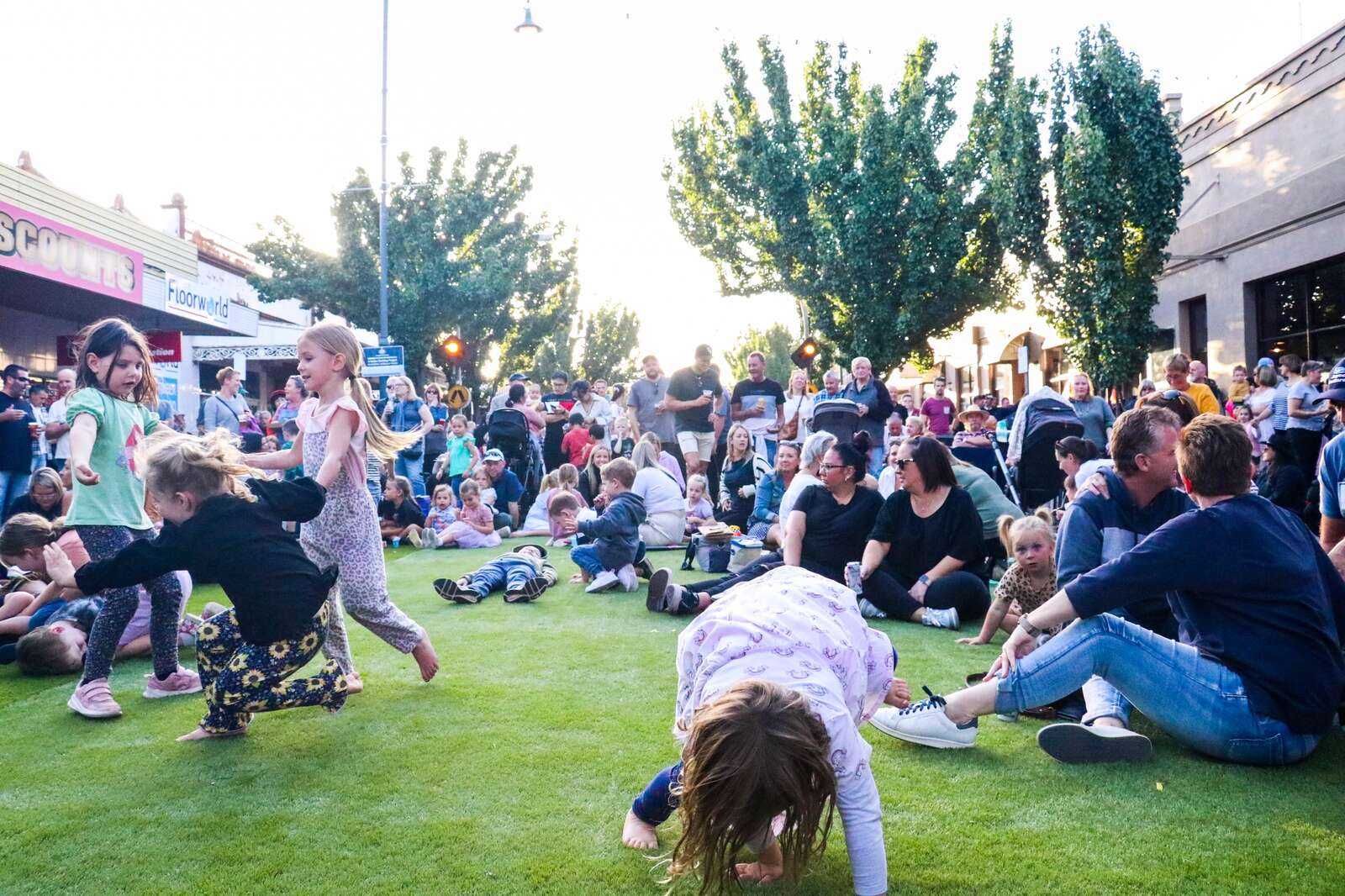 All aboard the weekend express | Seymour Telegraph