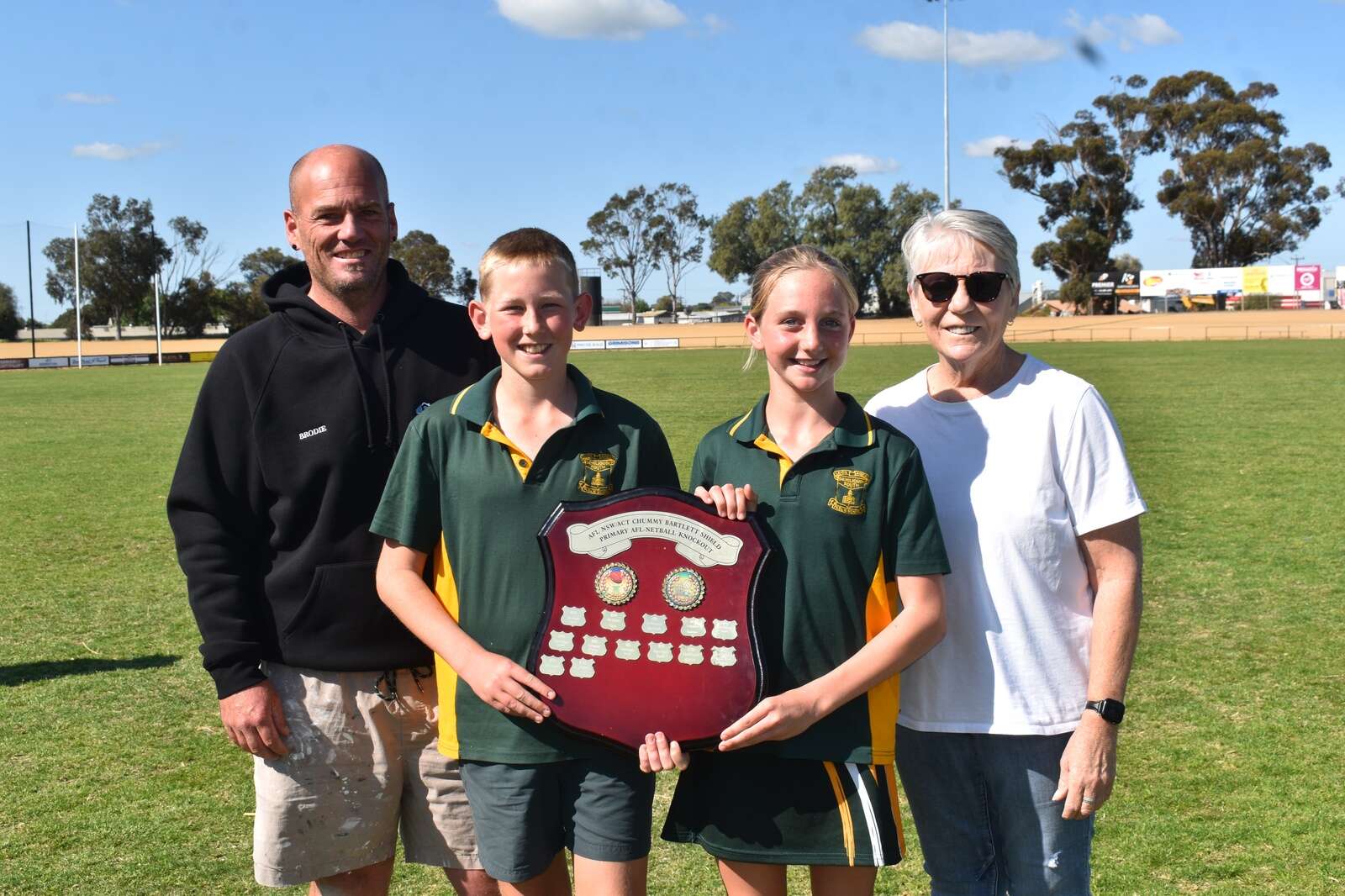 South snag Shield | Deniliquin Pastoral Times