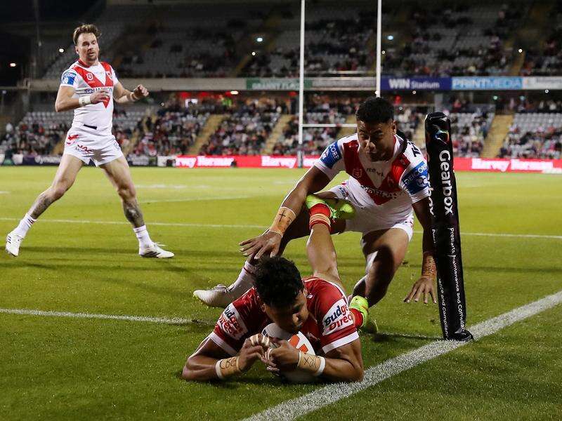 Dolphins edge Dragons to close in on first finals berth