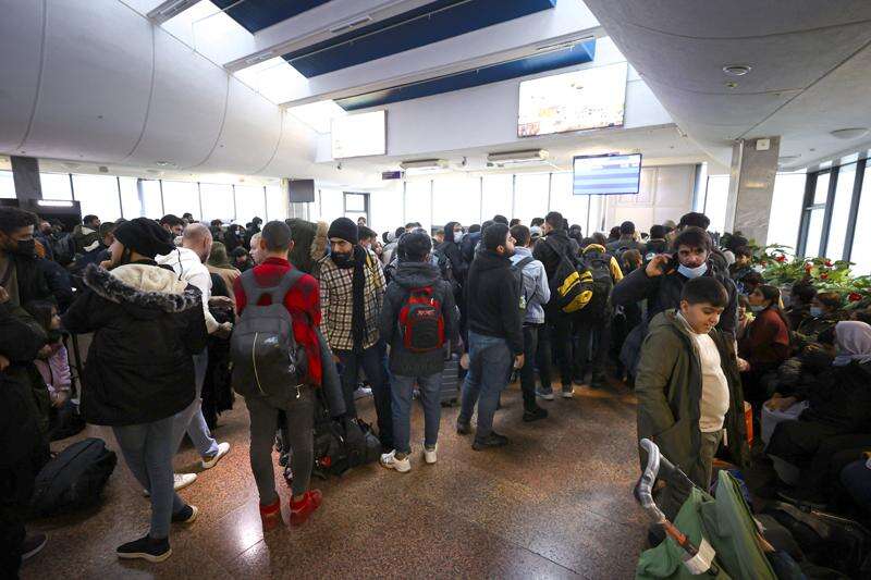 Belarus urges EU to take 2000 migrants