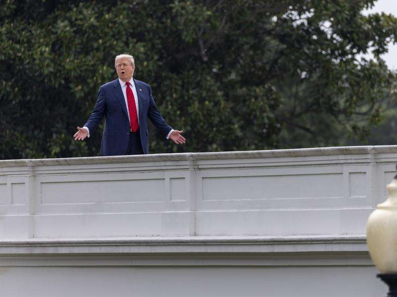 Trump takes an unexpected tour of White House roof | Kyabram Free Press