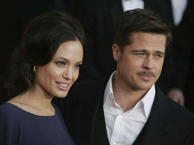 Jolie drops suit against FBI over Pitt plane 'bustup' Corowa Free Press