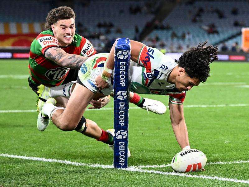 Warriors defeat Souths, climb to first on NRL ladder