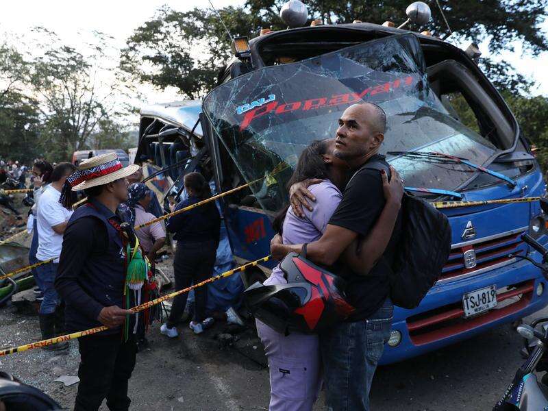 Explosive device kills 13 on bus in Colombia