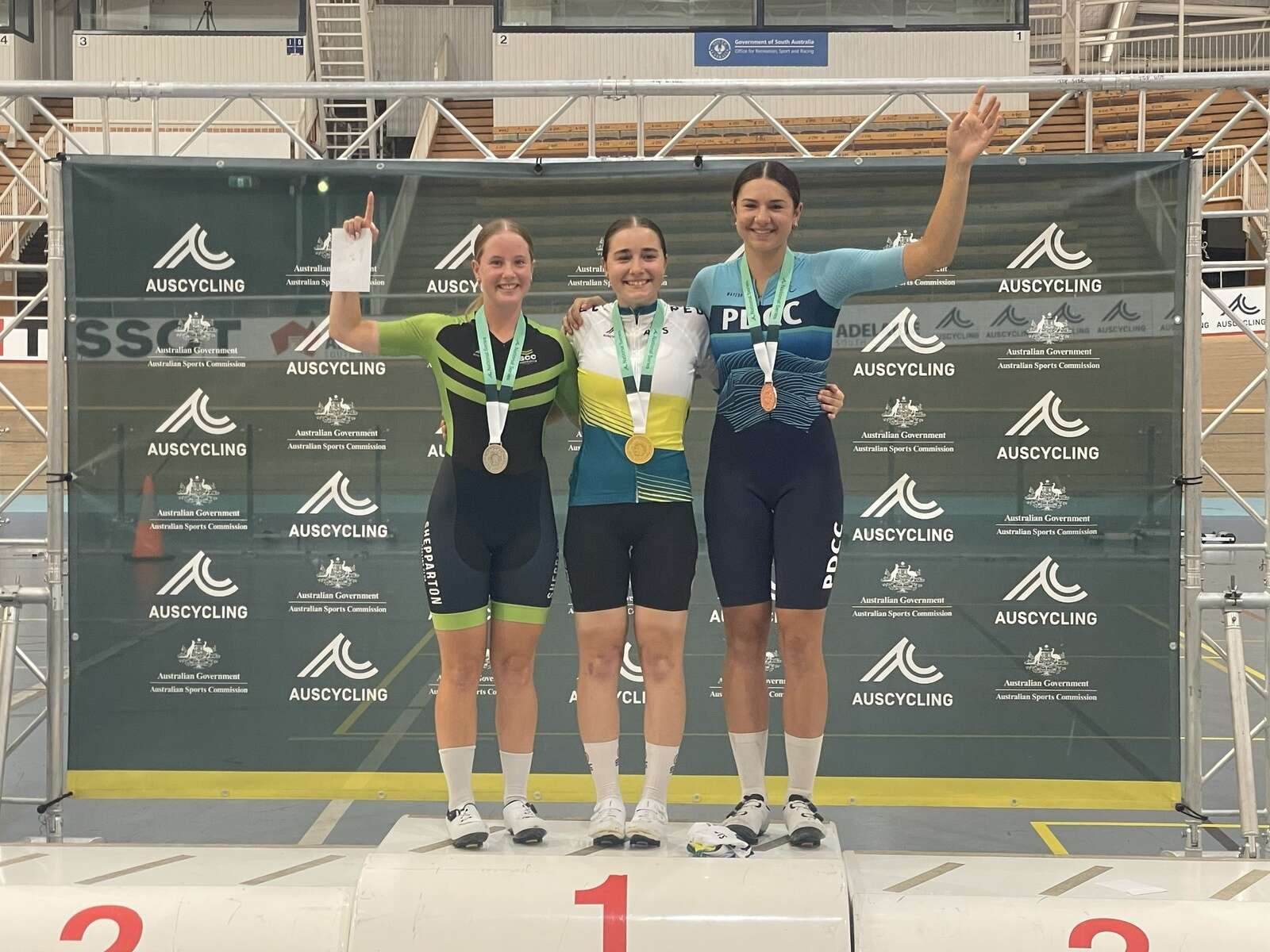 Super Shaw clinches runner-up finish in Australian Junior Track Series ...