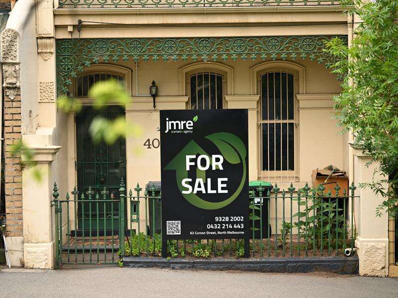 Mortgage demand slump deepens despite price drop | Seymour Telegraph
