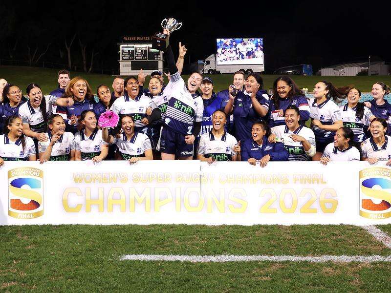 Dazzling Tahs fall achingly short of trans-Tasman glory
