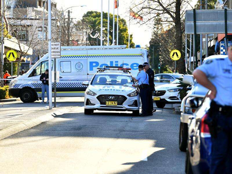 Two men shot in brazen targeted attack at hair salon | Shepparton News