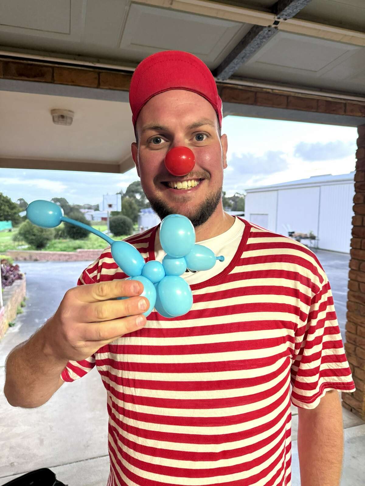 ‘Nomad’ Czech to cycle 5000km for clown doctors, adventure