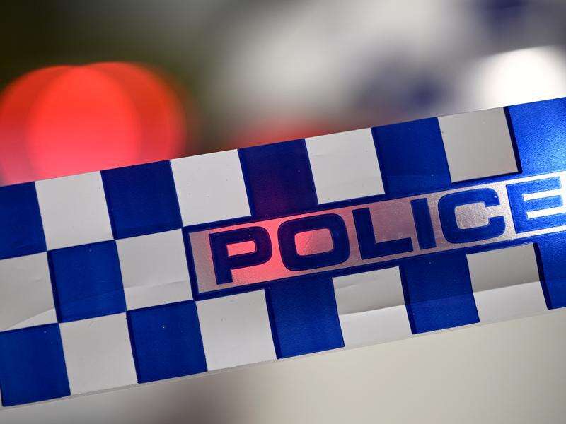 Man arrested, suspect on the run after fatal stabbing | Shepparton News