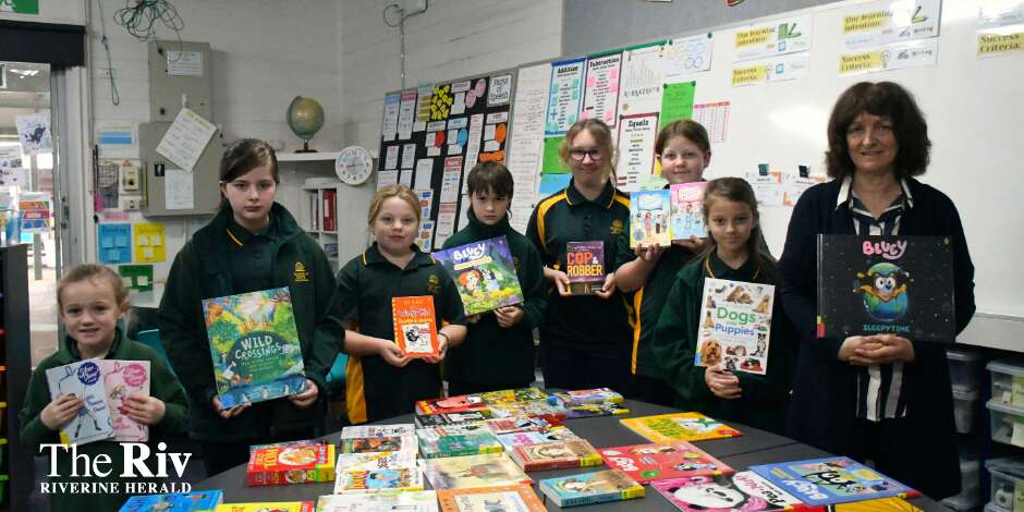 New books delight Murray Plains students | Riverine Herald