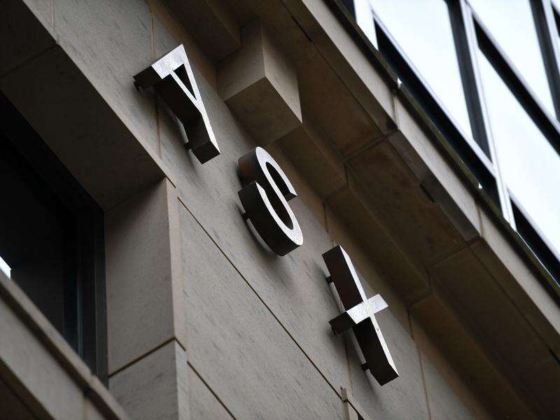 Records smashed as Aussie share market pushes higher