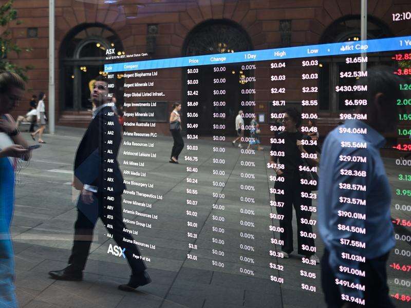 Aussie shares pare losses but fall for third session