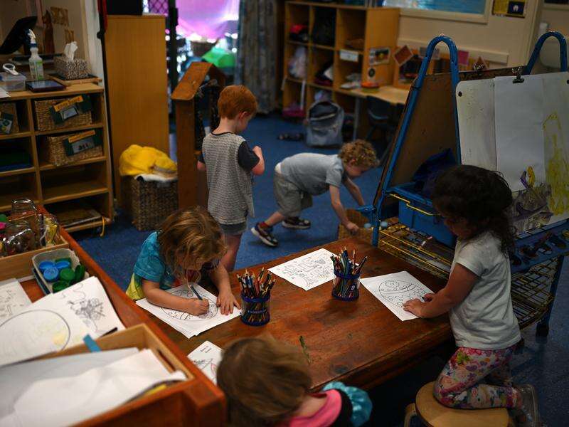 Labor to introduce cheaper childcare bill Shepparton News