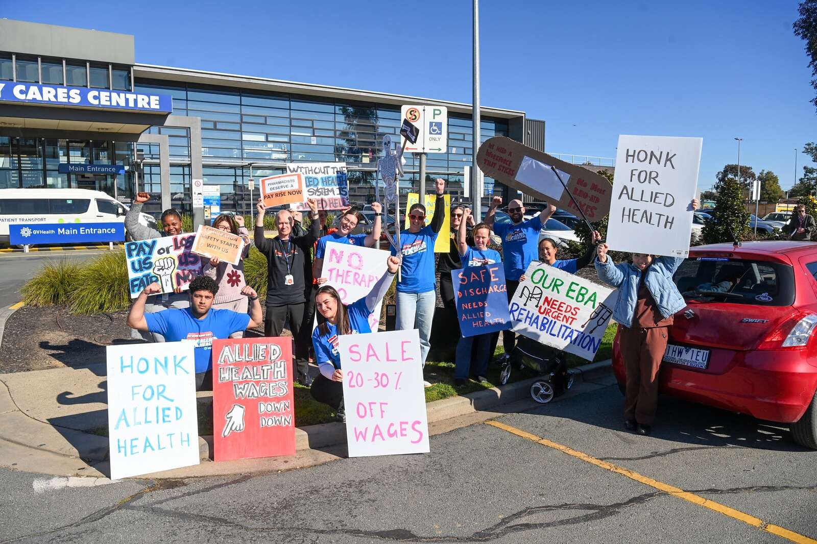 Allied health workers strike at GV Health | Shepparton News