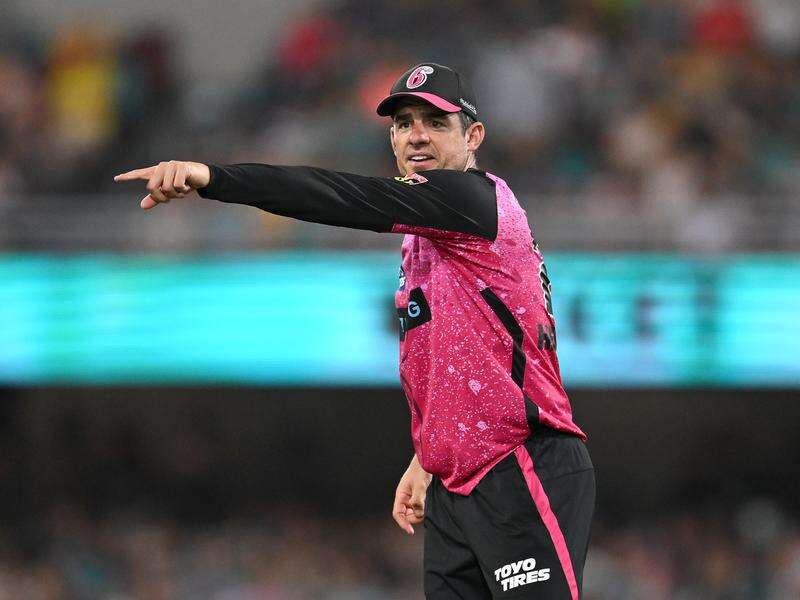Sydney Sixers' Moises Henriques Finds Silver Lining in Defeat