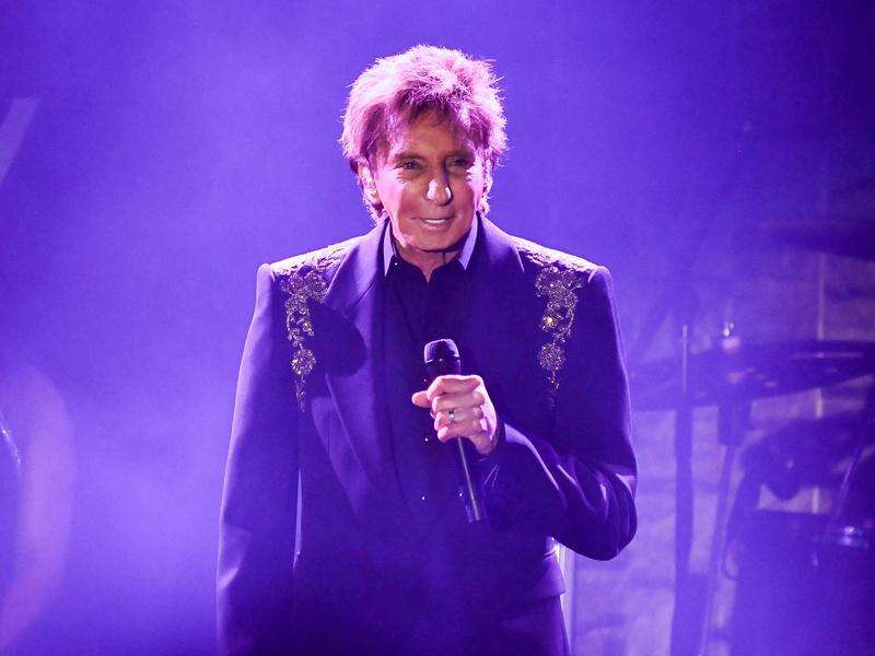 Barry Manilow's Health Update: A Journey Towards Recovery and Return to the Stage