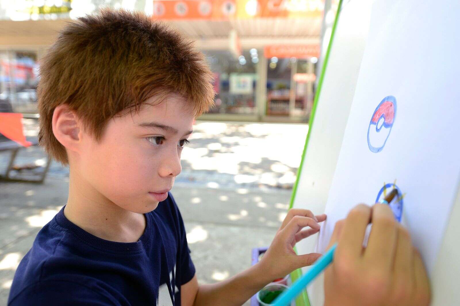 Easel does it at outdoor art Corowa Free Press