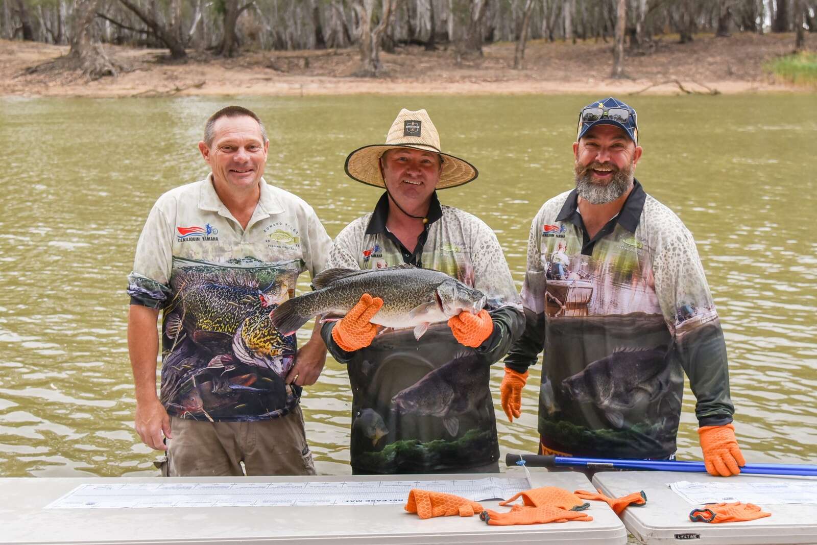 Community unites with Murray cod release | Seymour Telegraph