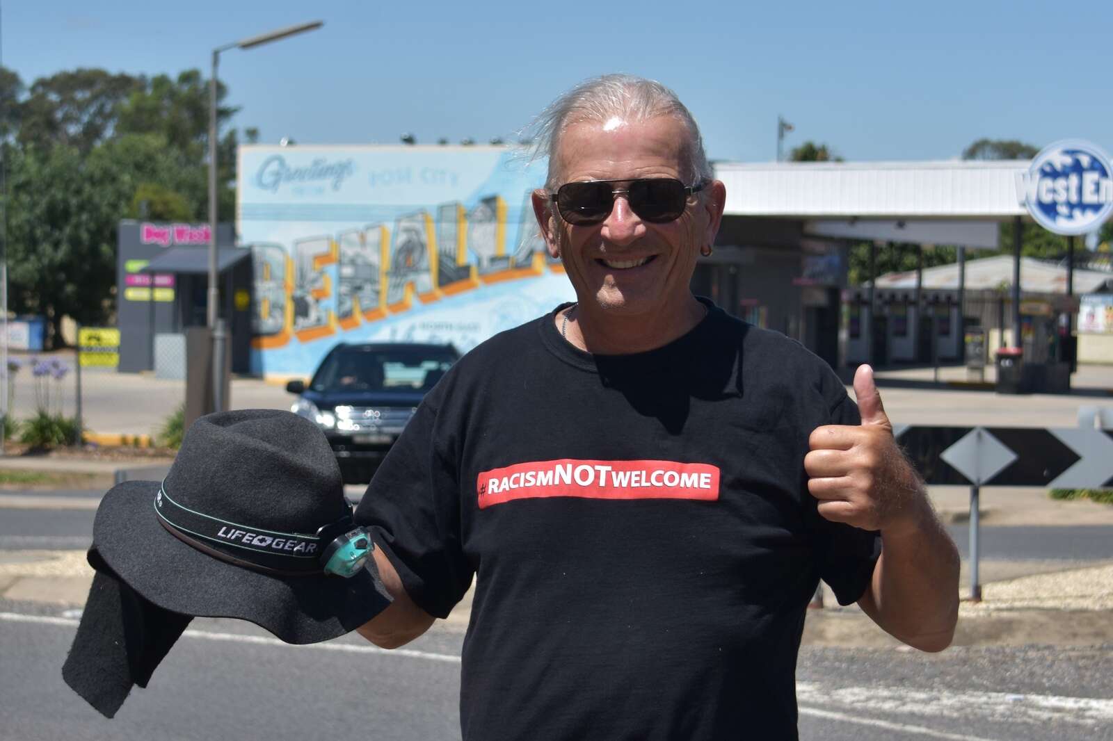 Anti-racism campaigner Peter Elzer passes through Rose City | Dairy ...