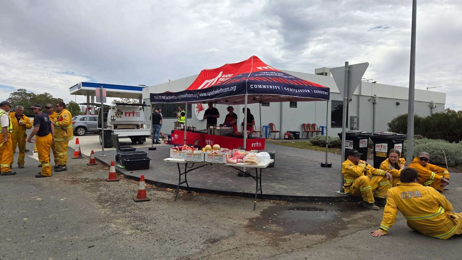 Charity feeds emergency workers in Cobram