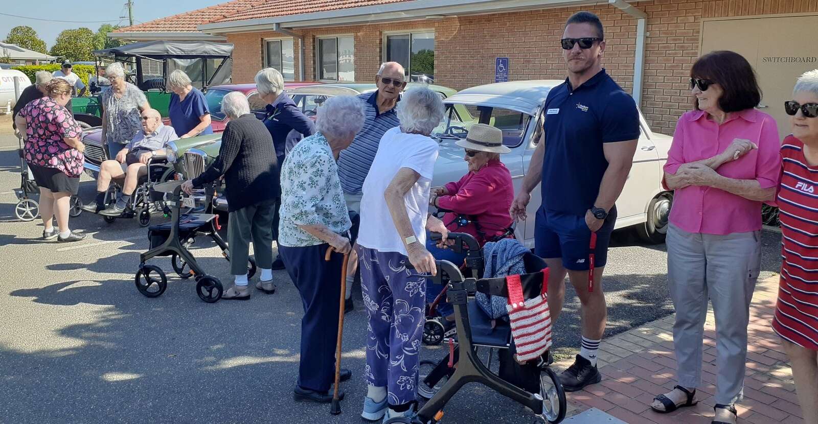Orana residents enjoy car display | Dairy News Australia