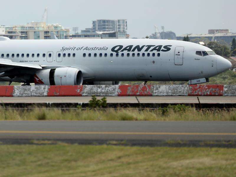 Qantas plane lands safely after mayday Deniliquin Pastoral Times