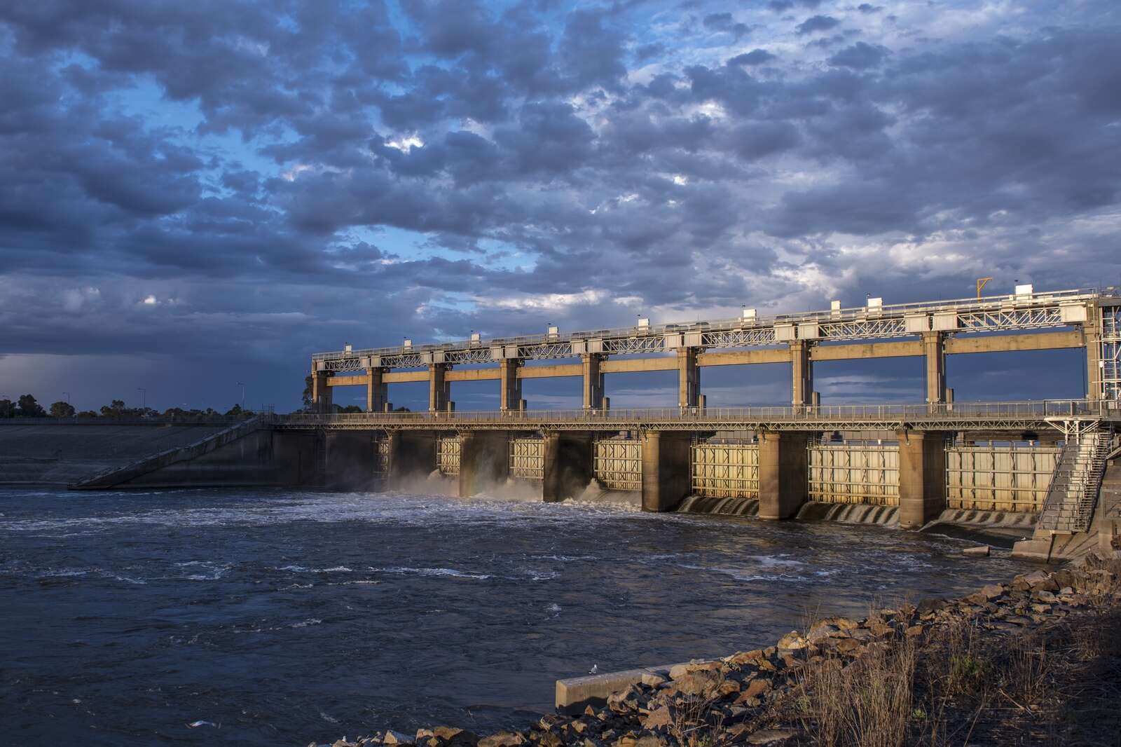 Mulwala reaches breaking point