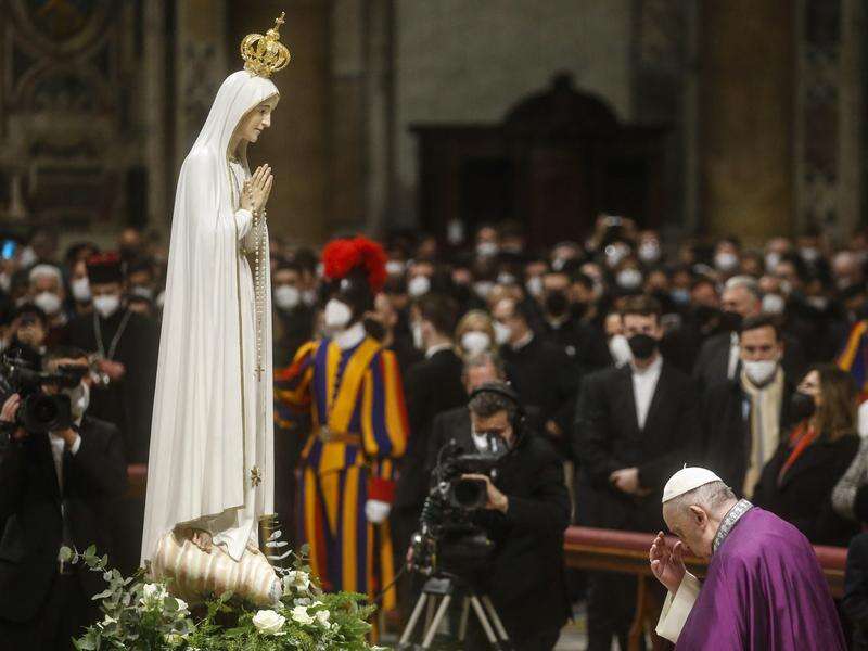 Pope in Fatima prophecy prayer for Ukraine Shepparton News