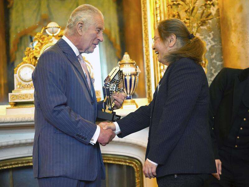 King honours Australians for breakthrough invention | Country News
