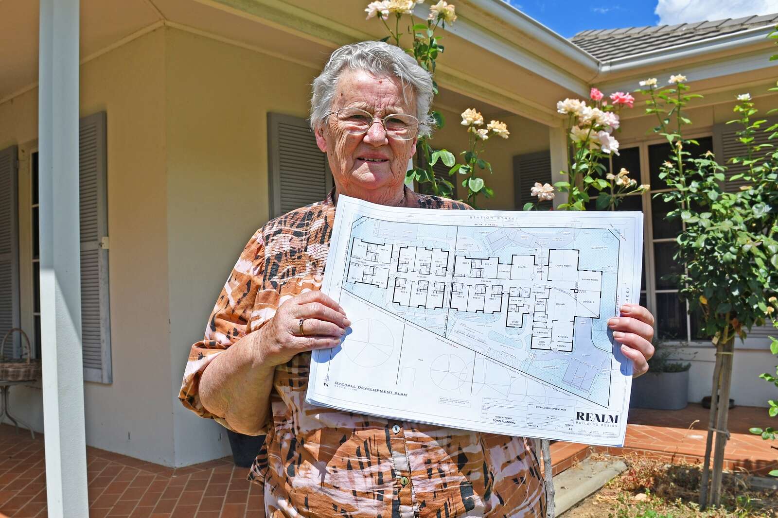 Volunteer group advocates for more residential spaces for low earners ...