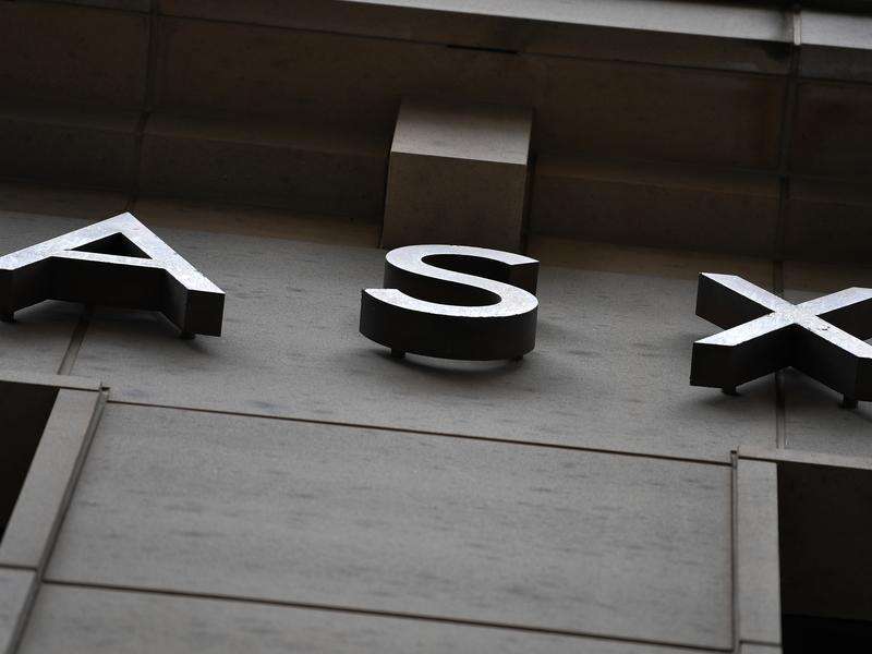Australian shares drop despite an easing in oil prices