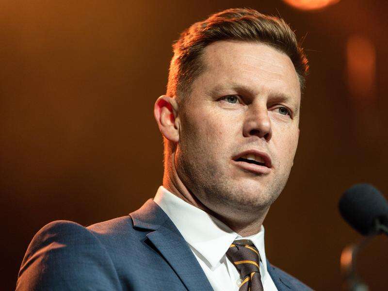 Hawks coach defends his AFL rebuild | Campaspe News