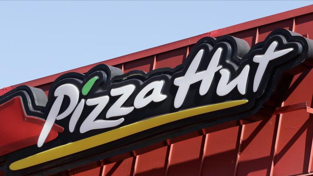 Pizza Hut signage