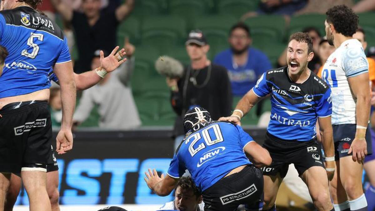 Reed Prinsep scores a try for the Western Force.