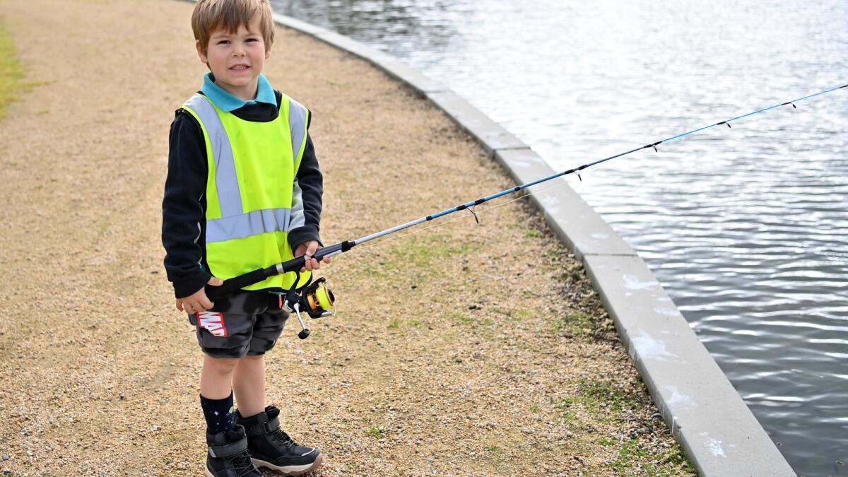 Nathalia Preschoolers Fishing at Shepparton Lake